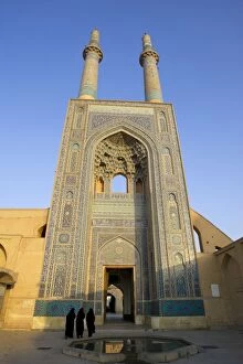 Images Dated 19th October 2007: Entrance of Jameh Mosque (Friday Mosque), Yazd, Iran