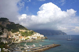 Images Dated 16th October 2013: Europe, Italy, Amalfi, Clouds and moving