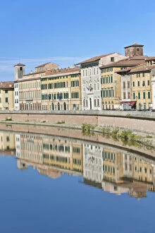 Images Dated 21st May 2012: Europe, Italy, Tuscany, Pisa, The River