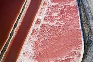 Images Dated 7th March 2009: Evaporation ponds for the commercial extraction of sea salt - showing the bright resulting colours