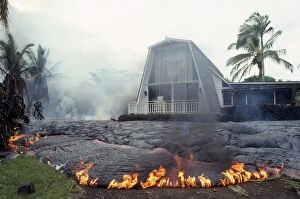 FG-5593 Hawaii Kilauea Volcano - home destroyed by lava flow