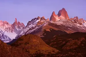 Fitz Roy Massif - at sunrise - mountain scenery including Cerro Torre and Cerro Fitz Roy at sunrise - Los Glaciares National Park - Patagonia - Argentina - South America