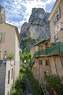 France, Provence, Moustiers-Ste-Marie. Steep