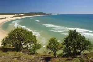 Bays Prints: Fraser Island Beach - view of a turquoise-coloured laguna and white dream beach