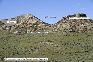 Images Dated 5th June 2005: GEOLOGY: K-T boundary site The photo depicts the Sussex locality, north of Casper, Wyoming, USA