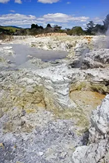 Energy Prints: Geothermal activity - sulphur rocks and lake