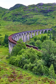 Viaducts Gallery: Glenfinnan viaduct, railway viaduct for the West