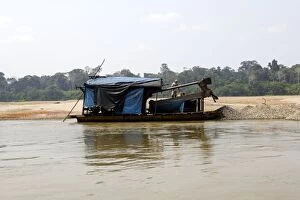 Images Dated 27th August 2006: Gold Mining - on the Tambopata River