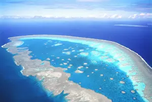 Seascape Prints: Great Barrier Reef - aerial view - Capricorn-Bunker Group