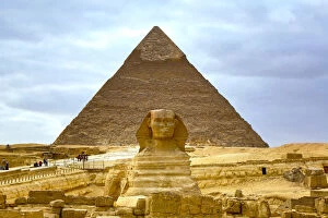 Archaeology Gallery: The Great Sphinx statue and the Pyramid of Khafre