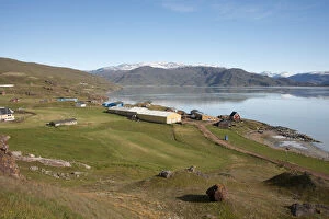 Danish Gallery: Greenland, Tunulliarfik, Overview of Qassiarsuk
