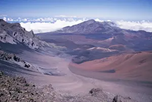Craters Prints: Hawaii - Crater if the Sun, Haleakala, Maui