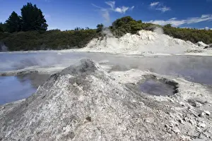 Energy Prints: Hell's Gate / Tikitere geothermal reserve - mud volcano and sulphur lake