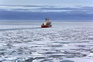 Images Dated 23rd August 2013: Henry Larsen Icebreaker Ship Canadian Coast