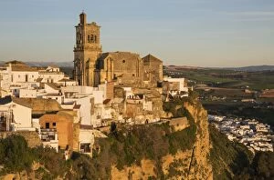Arcos Gallery: The historic district of the White Town of Arcos de la Front