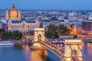 Chain Prints: Hungary, Budapest. Szechenyi Chain Bridge across the Danube River