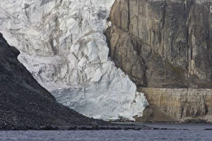 Ice formations along the Hinlopenstreet - Svalbard - Norway