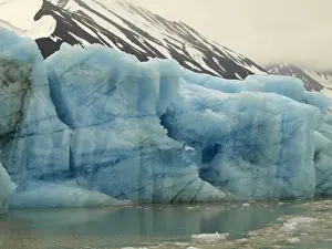 Iceberg - Liefdefjorden - Svalbard - Norway