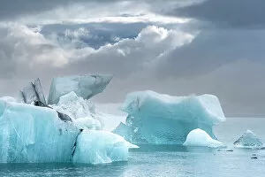 Iceberg Gallery: Iceland. Jokulsarlon Glacier Lagoon