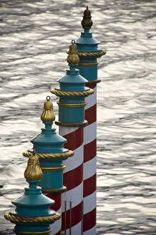 Images Dated 31st March 2009: Italy, Venice. A line of gondola parking