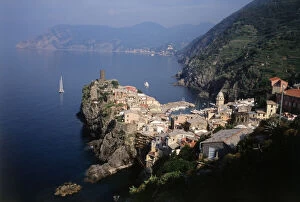 Italy, Vernazza, Liguria, Cinque Terre landscape