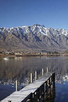 Images Dated 18th November 2010: Jetty, and The Remarkables, Reflected in