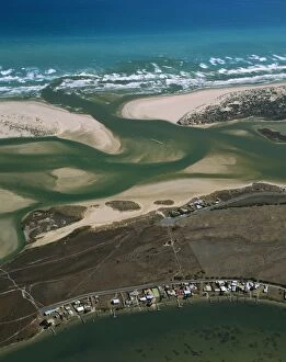 JPF-13858 Aerial - Murray River mouth & Hindmarsh island, with Younghusband Peninsula & Sir Richard Peninsula