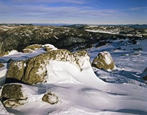 JPF-14428 Granite boulders covered with wind-blown ice on Ramshead Range with Victoria beyond Kosciuszko National Park