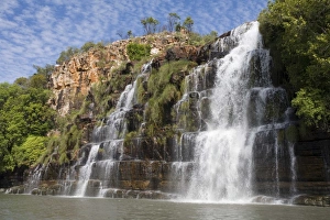 Images Dated 20th May 2006: King Cascade - These falls drop into the Prince Regent River, Kimberley coastline, Western Australia