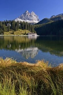 Images Dated 5th October 2011: Lago di Misurina - the massif of the Tre Cime di