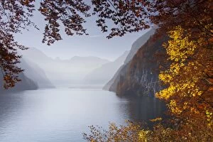 Images Dated 30th October 2015: Lake Koenigssee autumn as seen from Malerwinkel