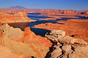 Lakes Prints: Lake Powell - panoramic view onto Lake Powell and canyons