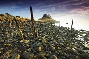 Images Dated 22nd October 2007: Lindisfarne Castle - from seashore