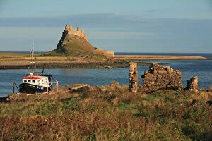 Harbour Collection: Lindisfarne Castle - view from harbour, Holy Island, Northumberland National Park, England