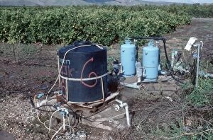 MAB-642 Computer controlled irrigation equipment in citrus orchards