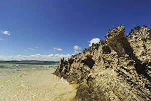 Images Dated 16th May 2011: Madagascar, Baie de Sakalava, Tsingy spike
