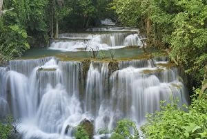MAR-405 Huay Mae Kamin waterfall