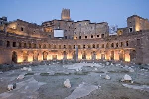 Images Dated 31st October 2005: Markets of Trajan