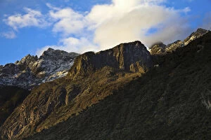 Congo Gallery: The massif of Mount Speke from the valley