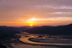 Images Dated 23rd August 2013: Mawddach Estuary - sunrise above the estuary while