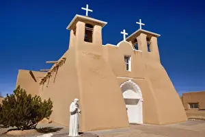 Mission San Francisco de Asis - beautiful mission in adobe building style - Rancho de Taos, New Mexico, USA