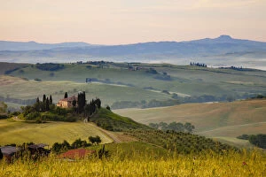 Misty dawn over the Belvedere and Tuscan