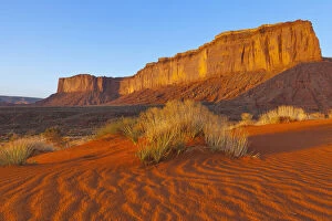 Mitchell Mesa at sunset in Monument Valley