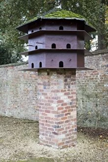 Images Dated 16th November 2006: Modern dovecote on brick stand Worcestershire UK