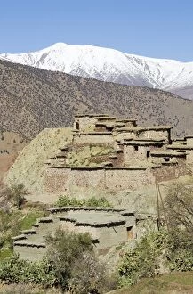 Berber Gallery: Morocco - Berber village in the High Atlas mountains