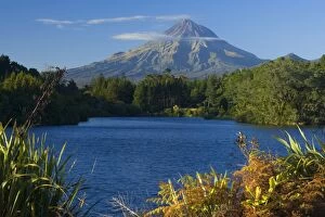 Mount Egmont - lake and perfectly cone-shaped volcanoe Mt Egmont also called Mt Taranaki