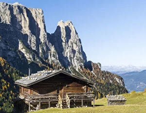 Farmer Gallery: Mount Schlern (Mount Sciliar) in South Tyrol