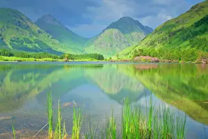 Lakes Prints: Mountain Scenery reflection of Buachaille Etive Beag