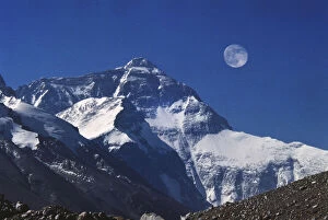 Images Dated 28th October 2011: Mt. Everest, Tibet, China