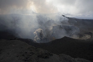 Images Dated 15th November 2006: Mt Yasur an active volcano on Tanna Island, Vanuatu